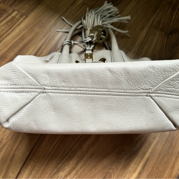 Michael Kors Camden Satchel - Picture 8 of 8